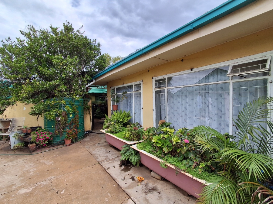 4 Bedroom Property for Sale in Stilfontein Ext 4 North West